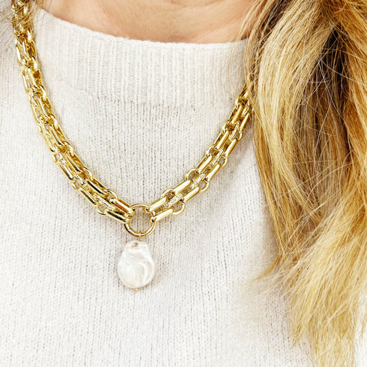 Chunky Gold Necklace | Pearl Drop