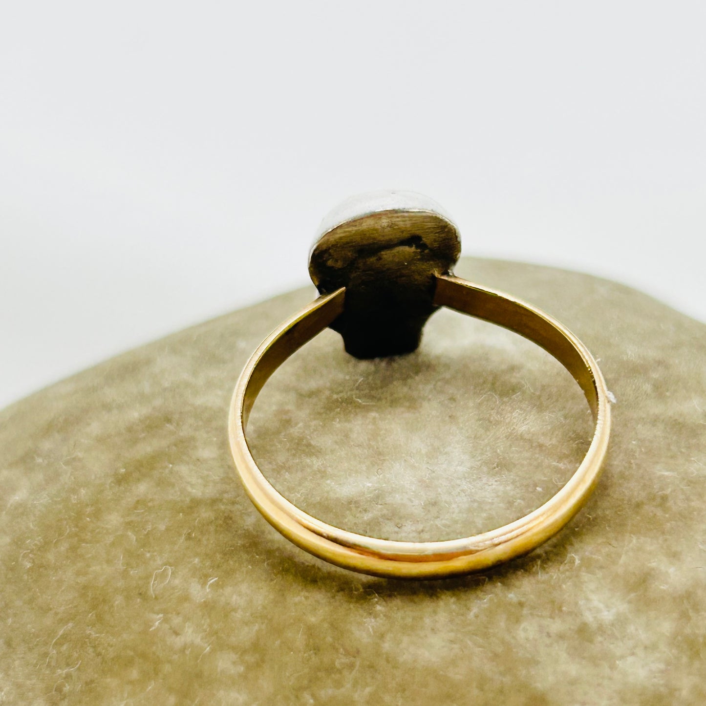 Memento Mori | Gold, Ruby & Enamel Ring